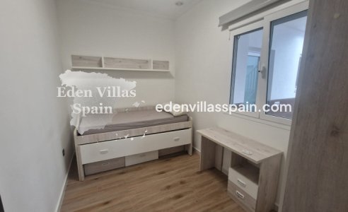 Segunda Mano - Casa de pueblo - Dolores