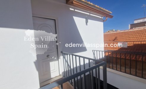 Segunda Mano - Casa de pueblo - Dolores