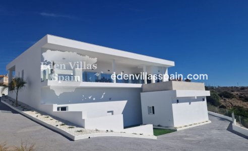 Resale - Coastal Villa - La Marina