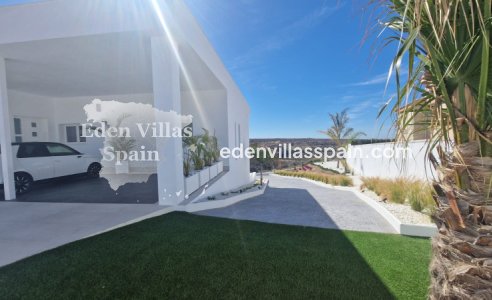 Resale - Coastal Villa - La Marina