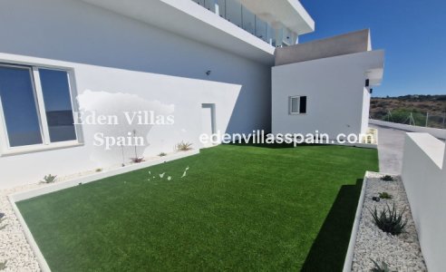 Resale - Coastal Villa - La Marina
