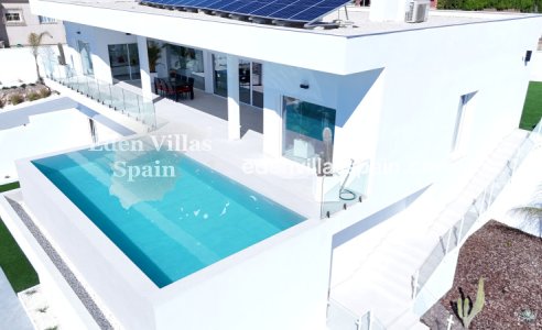 Resale - Coastal Villa - La Marina