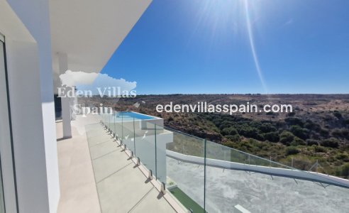 Resale - Coastal Villa - La Marina