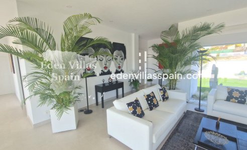 Resale - Coastal Villa - La Marina