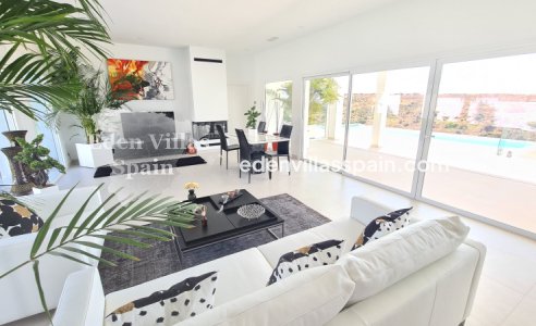 Resale - Coastal Villa - La Marina
