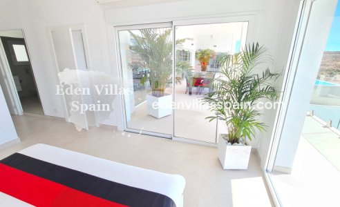Resale - Coastal Villa - La Marina