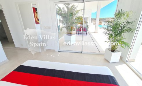 Resale - Coastal Villa - La Marina
