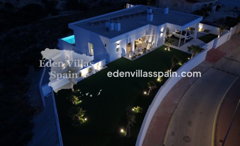 Resale - Coastal Villa - La Marina