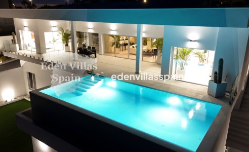 Resale - Coastal Villa - La Marina