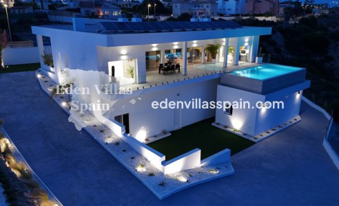Resale - Coastal Villa - La Marina