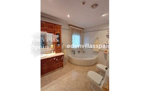 Segunda Mano - Chalet independiente - Santa Pola