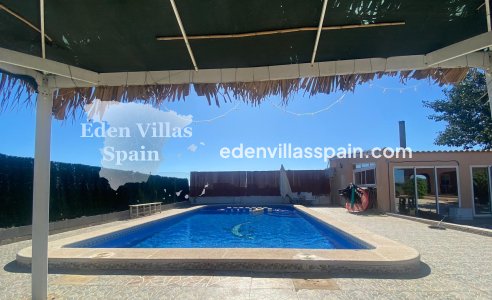 Segunda Mano - Casa de campo - Dolores