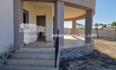 Obra Nueva - Villa a estrenar - Catral