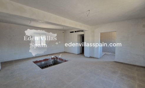 Obra Nueva - Villa a estrenar - Catral
