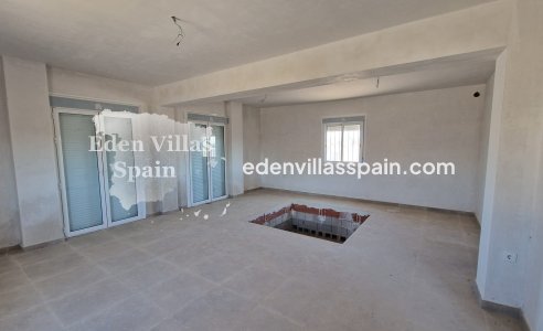 Obra Nueva - Villa a estrenar - Catral
