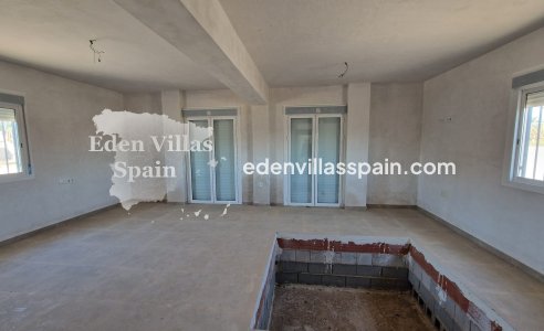 Obra Nueva - Villa a estrenar - Catral