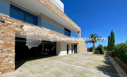 Segunda Mano - Villa costera - Grifeu