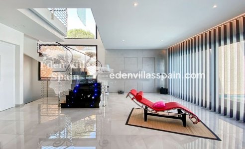 Segunda Mano - Villa costera - Grifeu