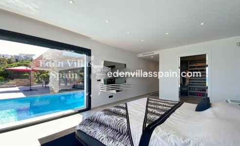 Segunda Mano - Villa costera - Grifeu