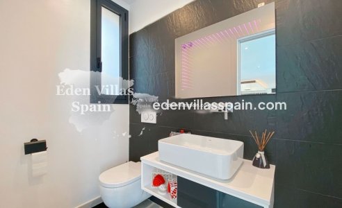 Segunda Mano - Villa costera - Grifeu