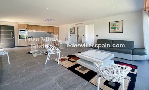 Segunda Mano - Villa costera - Grifeu