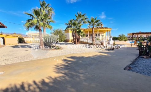 Segunda Mano - Casa de campo - Catral