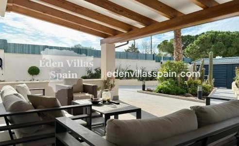 Segunda Mano - Villa costera - San Juan