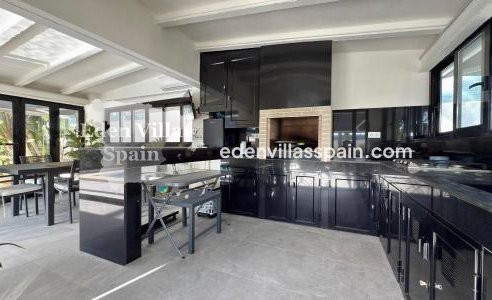 Segunda Mano - Villa costera - San Juan