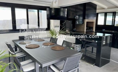 Segunda Mano - Villa costera - San Juan