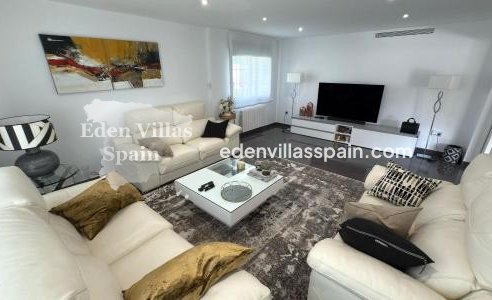 Segunda Mano - Villa costera - San Juan