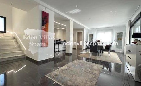 Segunda Mano - Villa costera - San Juan