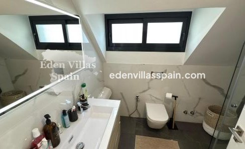 Segunda Mano - Villa costera - San Juan