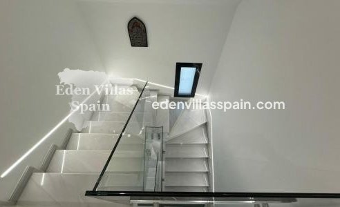 Segunda Mano - Villa costera - San Juan