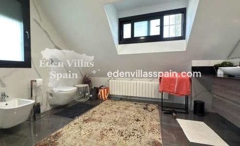 Segunda Mano - Villa costera - San Juan