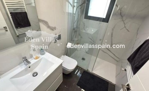 Segunda Mano - Villa costera - San Juan