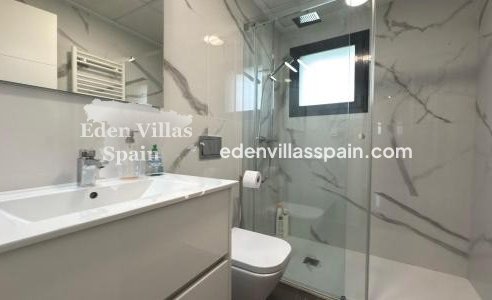 Segunda Mano - Villa costera - San Juan