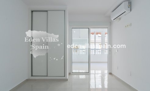 Resale - Coastal apartment - Torrevieja