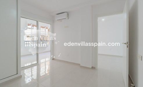 Resale - Coastal apartment - Torrevieja