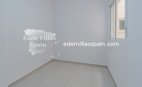 Resale - Coastal apartment - Torrevieja