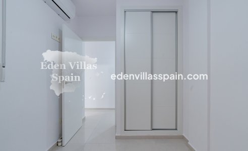 Resale - Coastal apartment - Torrevieja