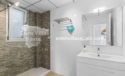 Segunda Mano - Apartamento en la costa - Orihuela Costa