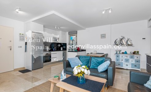 Segunda Mano - Apartamento en la costa - Orihuela Costa