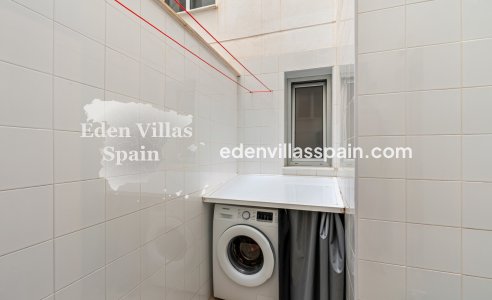 Segunda Mano - Apartamento en la costa - Orihuela Costa