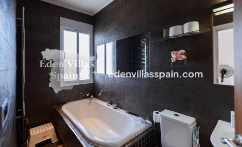 Segunda Mano - Casa de campo - Elche