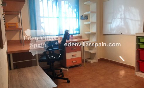 Revente - Maison de campagne - Santa Pola