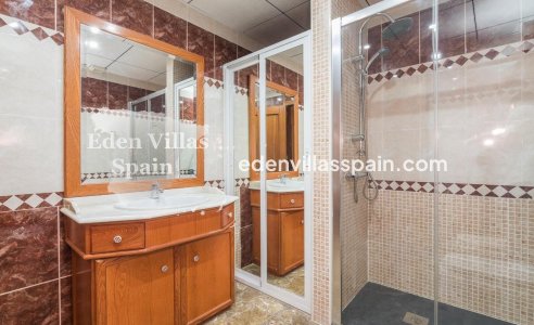 Segunda Mano - Casa de campo - La Marina