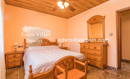 Segunda Mano - Casa de campo - La Marina