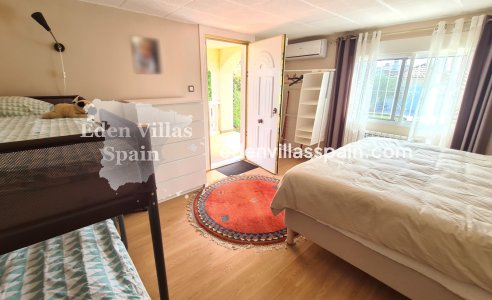 Segunda Mano - Villa costera - La Marina