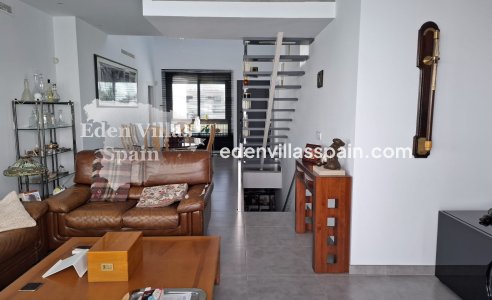 Segunda Mano - Casa de pueblo - Dolores