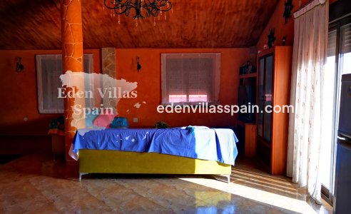 Segunda Mano - Casa de campo - Rafal